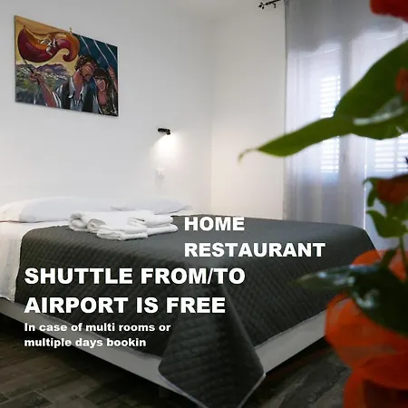 Opera Boutique Rooms-3